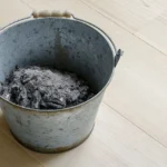 Come togliere l’odore di fumo da casa? Il metodo usato nei B&B