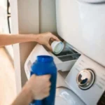 Non usare troppo detersivo in lavatrice: ecco cosa succede