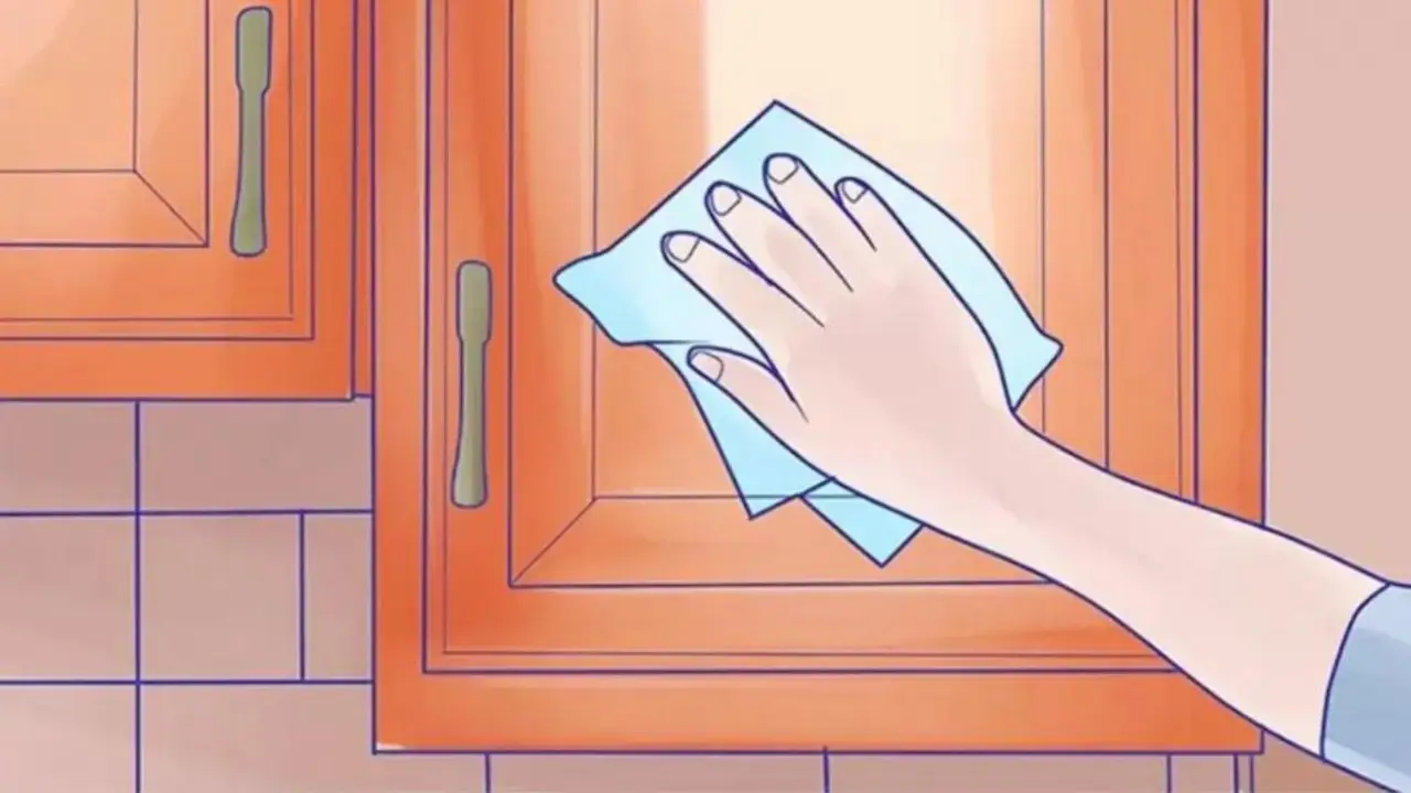 Il trucco geniale per evitare che si formi la polvere sopra gli armadi e pulire meno