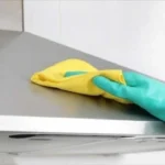 Come pulire la cappa della cucina? Il metodo naturale che scioglie il grasso